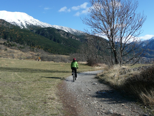 Family mountain biking in Serre Chevalier and nearby