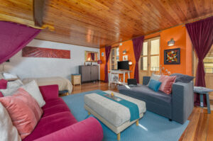 An open plan studio layout offering space and a relaxed atmosphere